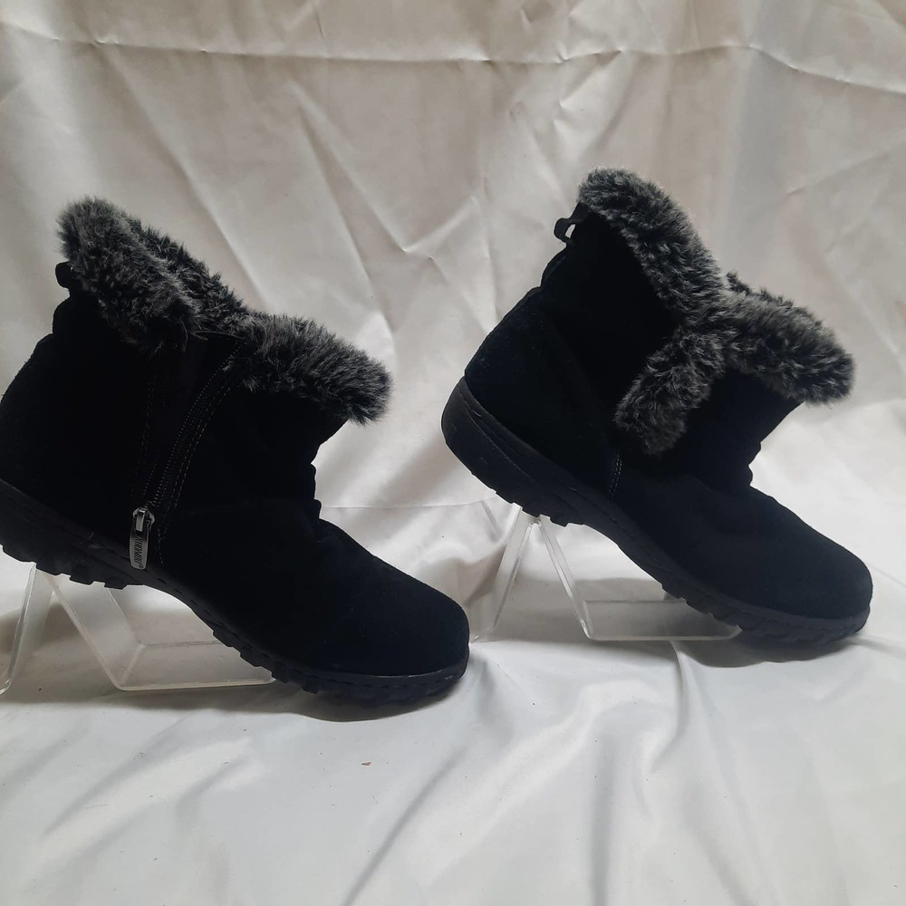 Khombu Black Suede Faux Fur Ankle Boots 9